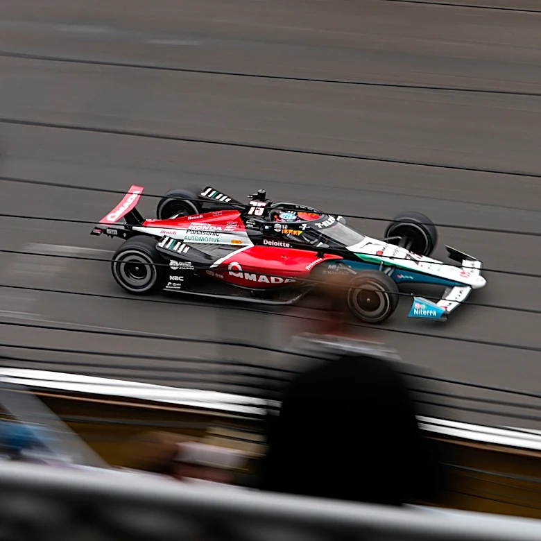 Takuma Sato avoids collision with a fox and posts 4th-fastest lap during Indy 500 testing