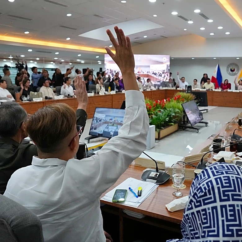 Philippine congressional committee rules there's evidence to impeach Vice President Duterte