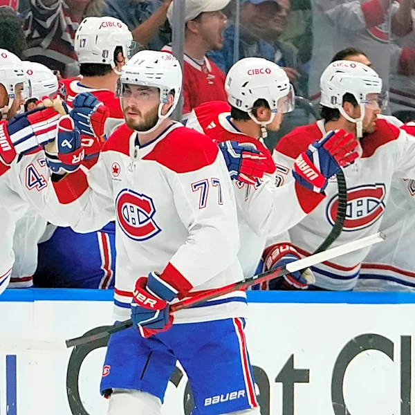 Texier breaks 3rd-period tie, Canadiens beat Lightning 3-2 in Game 5 to take series lead