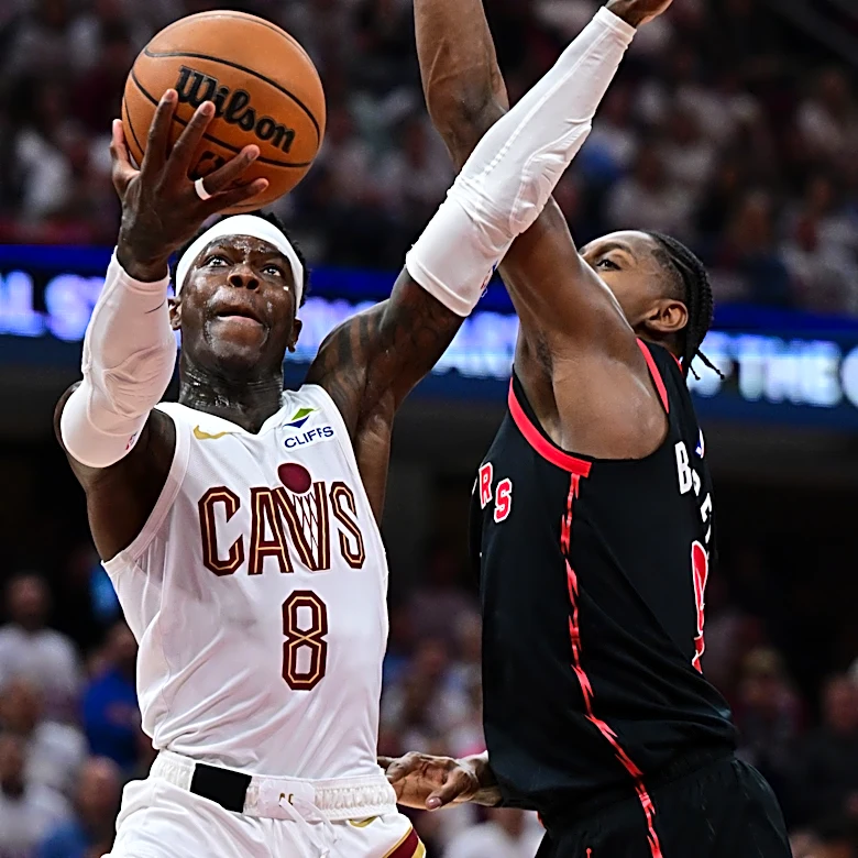 Schroder's halftime speech, 11 points in 4th quarter spark Cavaliers to victory over Raptors