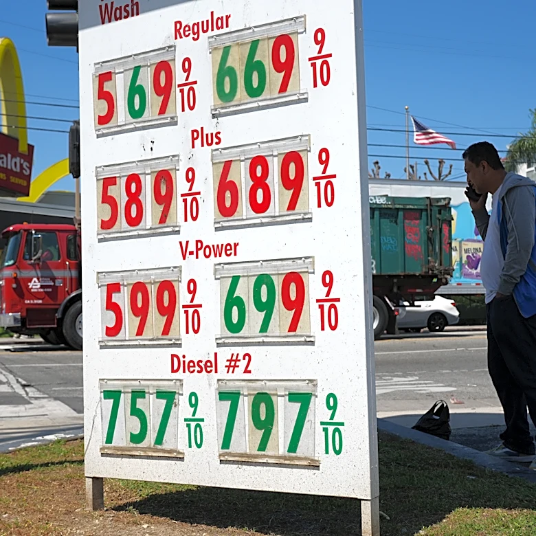 U.S. economy grew 2% from January-March, recovering from federal shutdown; Iran war clouds outlook