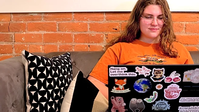 U.S. jobless aid filings fall to 189,000 despite economic headwinds and war in Iran