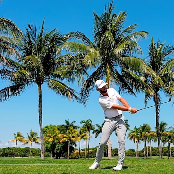Cameron Young makes big putts to take early lead at Cadillac Championship in tour's Doral return