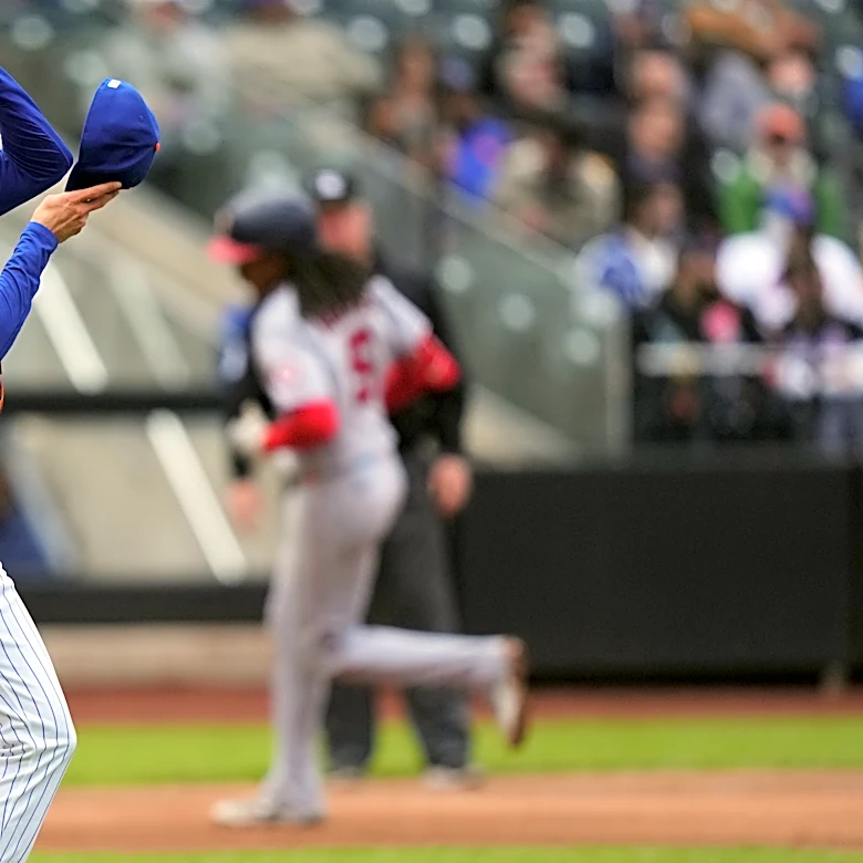 Weaver says losing is weighing on Mets, who find season suffocating after 17th loss in 20 games