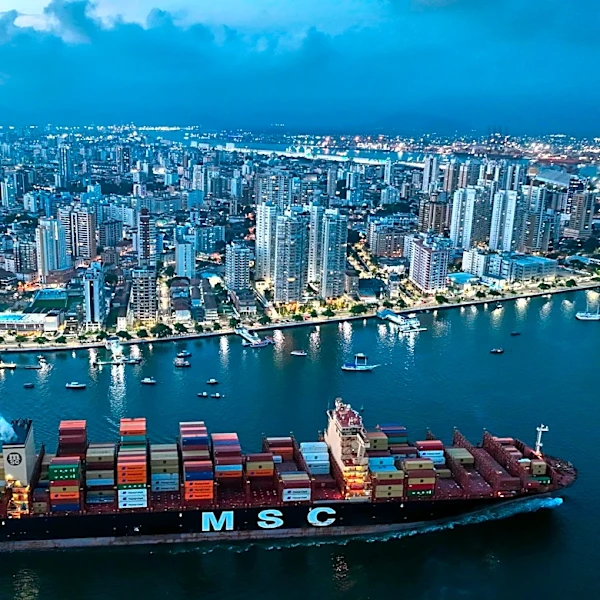 Nations preserve a plan to adopt a global fee on shipping emissions, but keep their options open