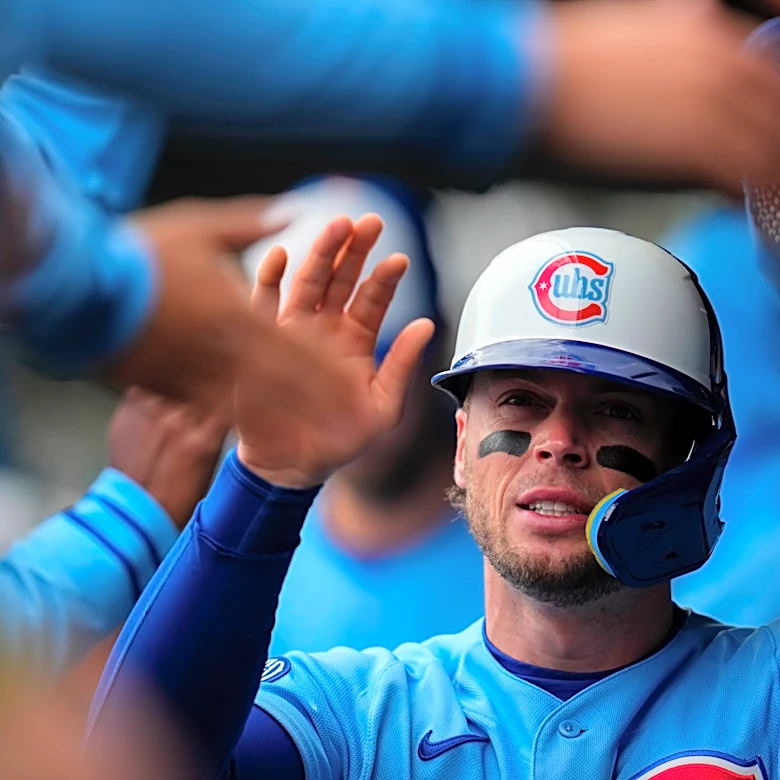Cubs' Nico Hoerner departs win over Diamondbacks because of neck tightness
