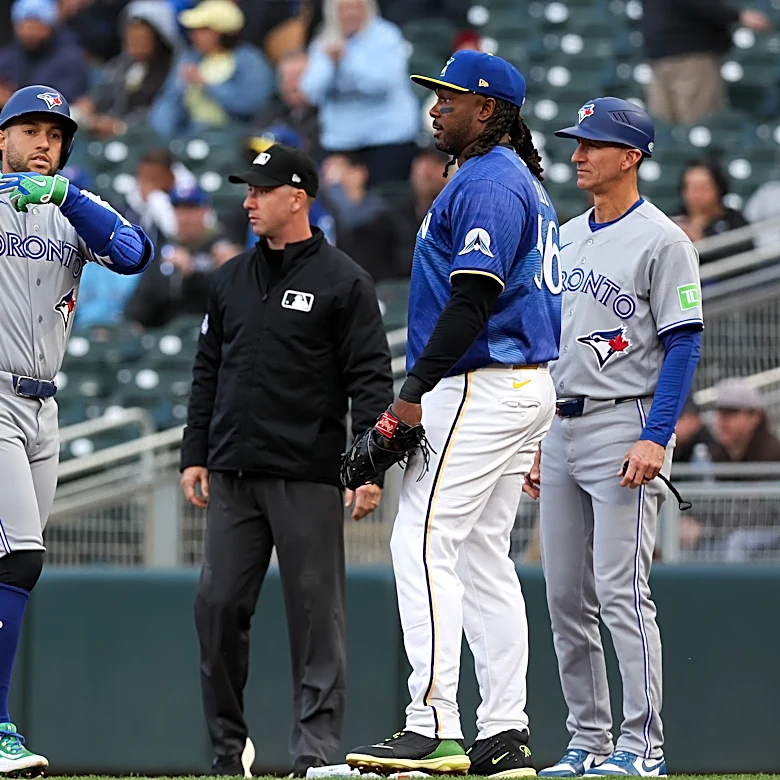 Okamoto goes deep twice, Sosa and Pinango each have three hits; Blue Jays beat Twins 7-3