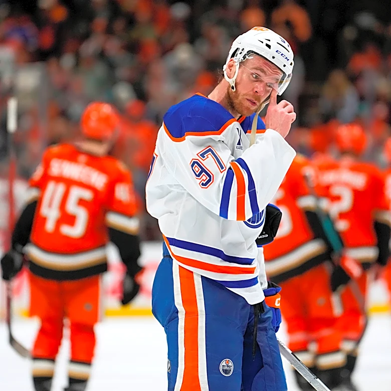 Oilers need some new players after early playoff ouster, GM Stan Bowman says