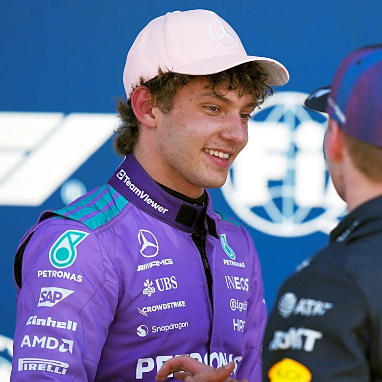 Kimi Antonelli storms to Miami Grand Prix pole as Mercedes rebounds after sprint race stumble