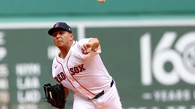 Red Sox starter Suárez leaves loss to Astros after 4 innings due to hamstring tightness
