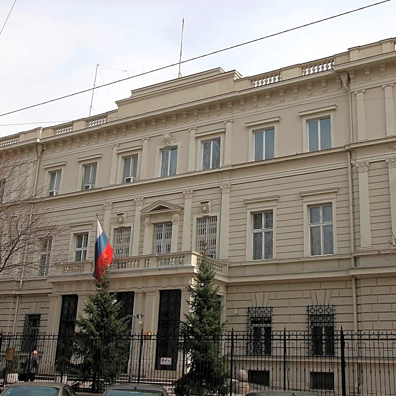 Austria expels 3 Russian Embassy staff over suspected antenna spying in Vienna