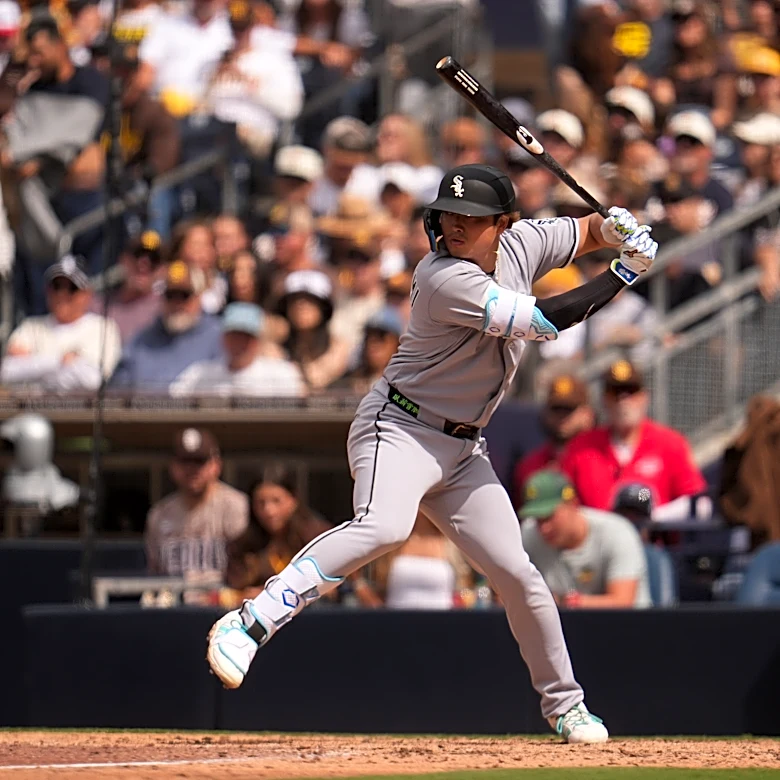 Nearly half of Munetaka Murakami's hits have been homers. It takes a lot to sustain that
