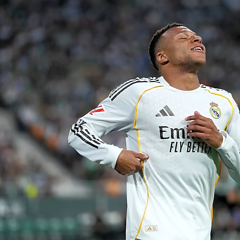 Injured Mbappé defends commitment to rehab after out-of-town trip before clasico