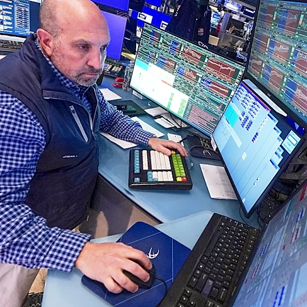 US stocks climb toward records as oil prices fall and earnings beat forecasts