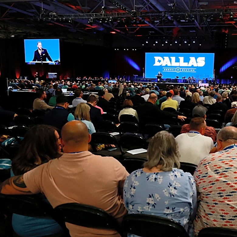 Southern Baptist Convention continues membership slide but grows in attendance and baptisms