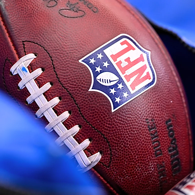 NFL and the NFL Referees Association are moving closer toward a new deal, AP source says