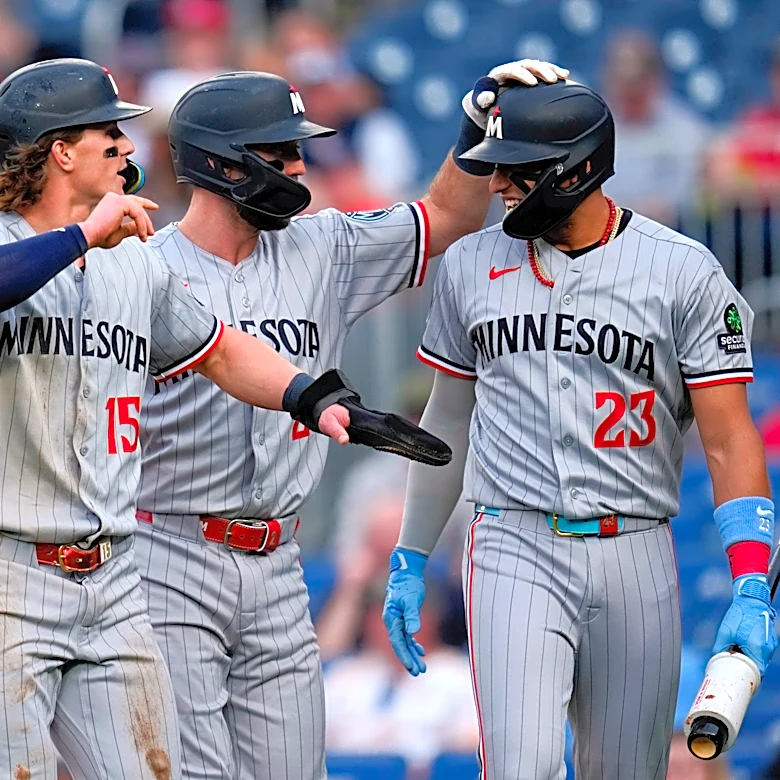 Buxton hits 3-run HR, Bradley has 8 strikeouts to help Twins beat Nationals 11-3