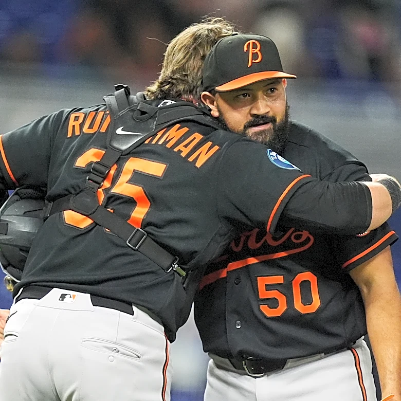 Rutschman's go-ahead, pinch-hit single in ninth helps lift Orioles past Marlins 9-7