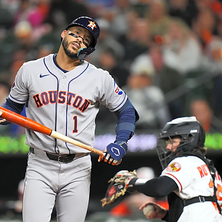 Astros dealt another late scratch as Carlos Correa sits with a left ankle injury