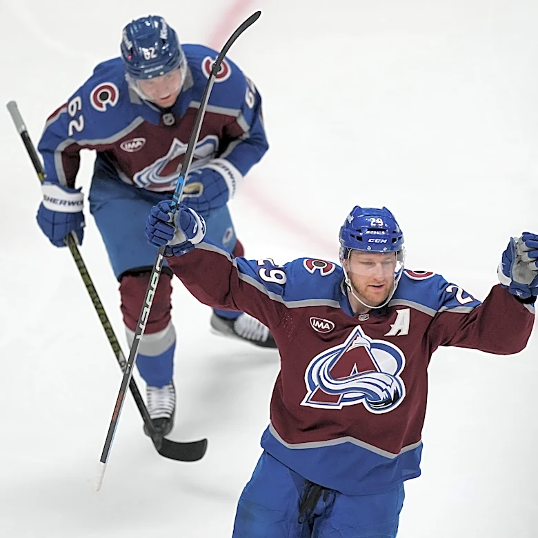 MacKinnon has goal and 2 assists in 5-2 win over Wild as Avalanche take 2-0 lead in series