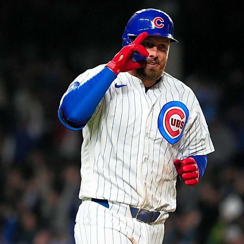 Busch hits RBI single in 10th as Cubs beat Reds 3-2 for seventh straight win