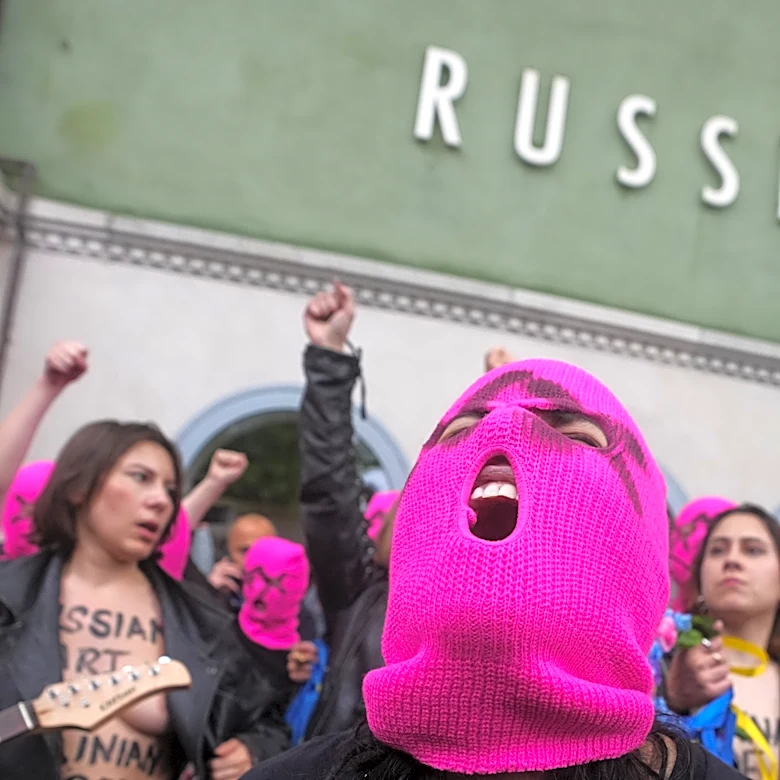Protest groups block access to Russian pavilion at Venice Biennale