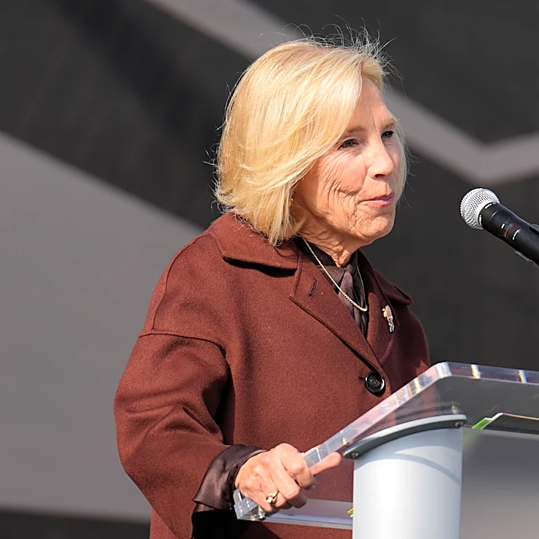 Browns owners Dee and Jimmy Haslam donate $12.5 million toward blood cancer research and treatment