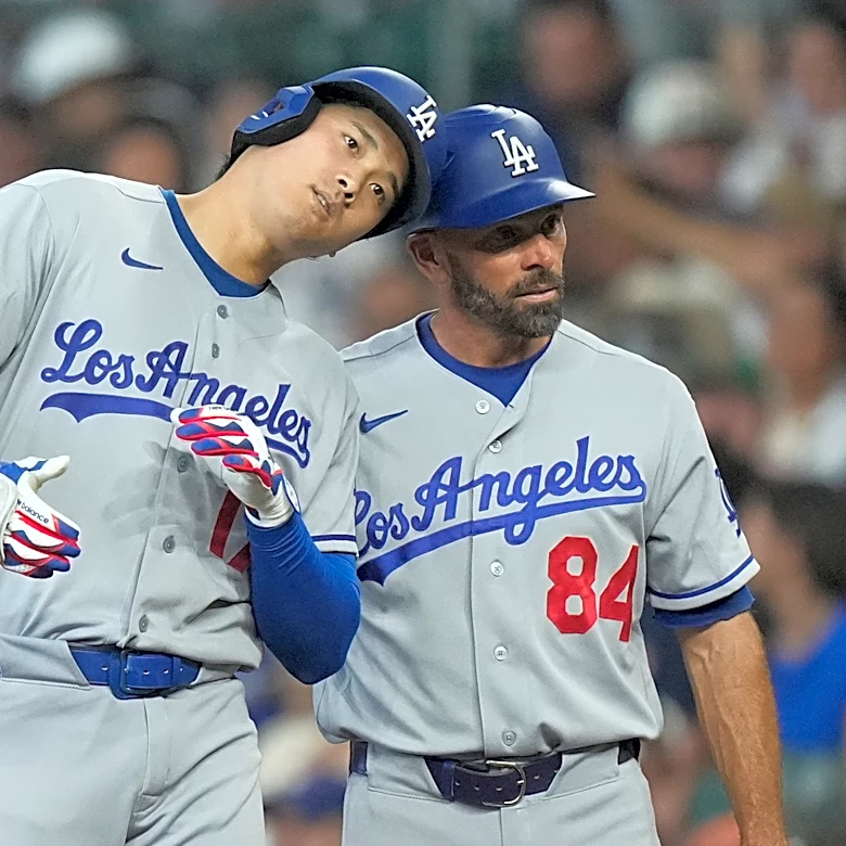 Andy Pages hits 3 homers, drives in 6 as the Dodgers rout the Astros 12-2