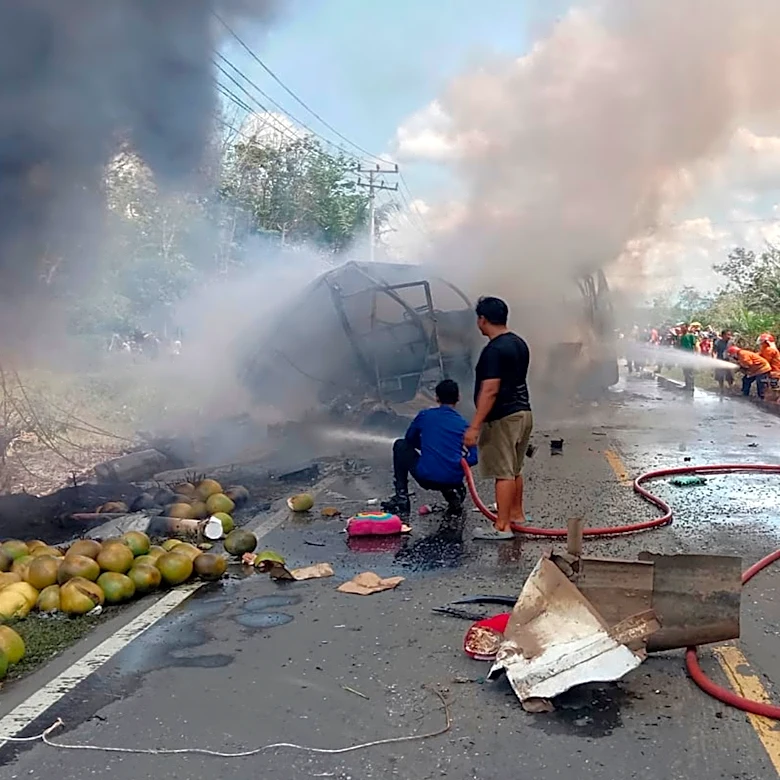 Bus and oil tanker collide in Indonesia, killing at least 16 people
