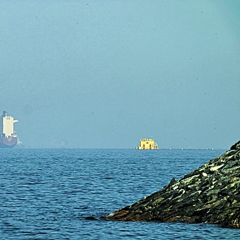 Iran creates new agency to control shipping in Strait of Hormuz while reviewing peace deal with US