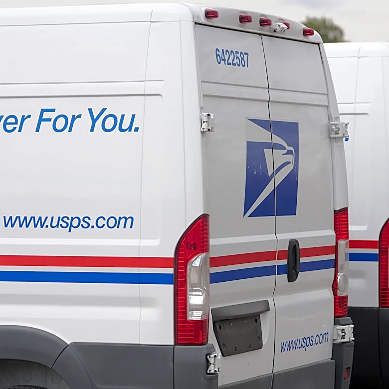 USPS considers allowing people to ship handguns through the mail