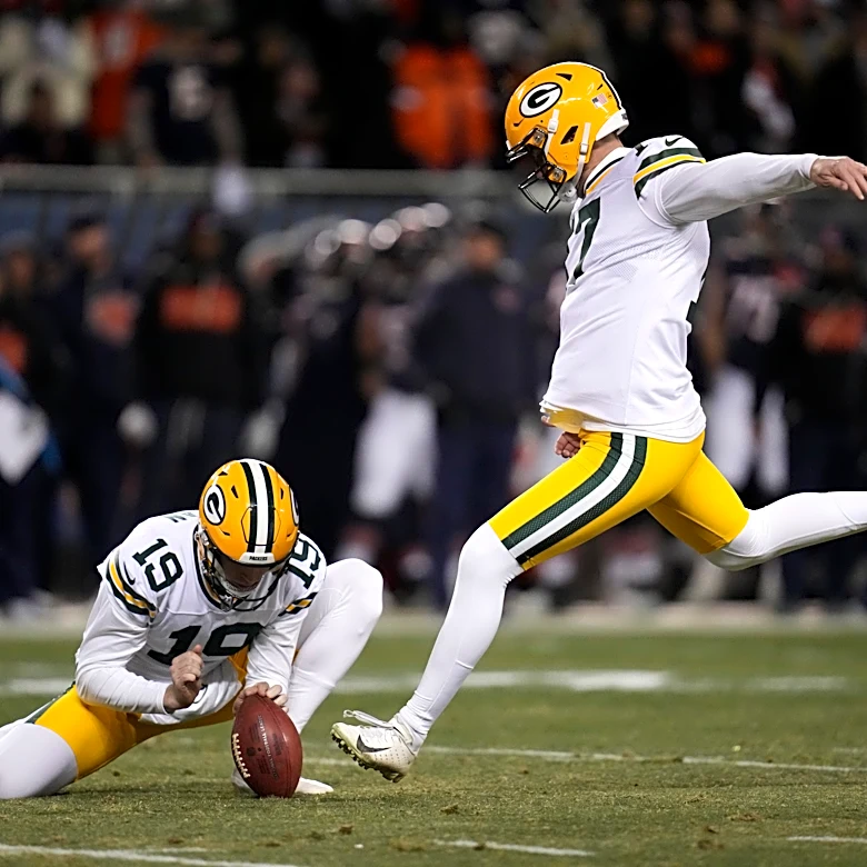 Packers release veteran kicker Brandon McManus, AP source says