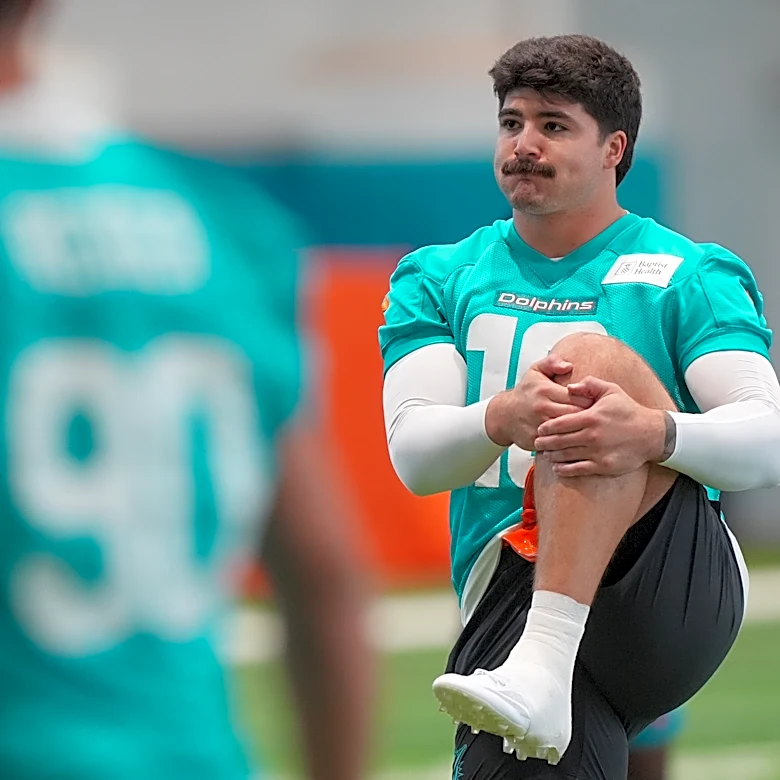 Jacob Rodriguez aims to follow Zach Thomas's legacy with the Miami Dolphins