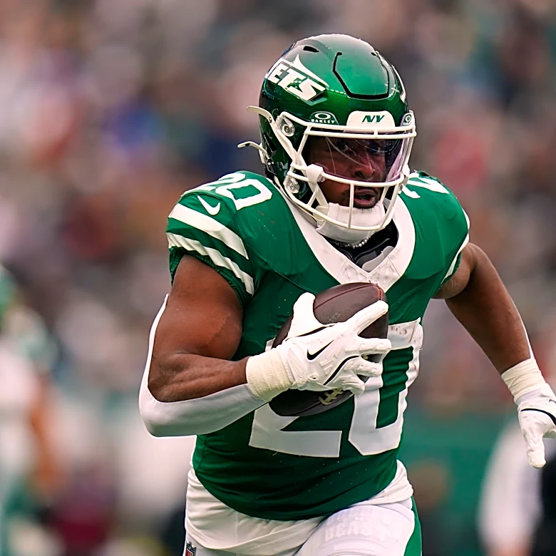 Jets, running back Breece Hall agree to a 3-year, $45.75 million contract extension, AP source says
