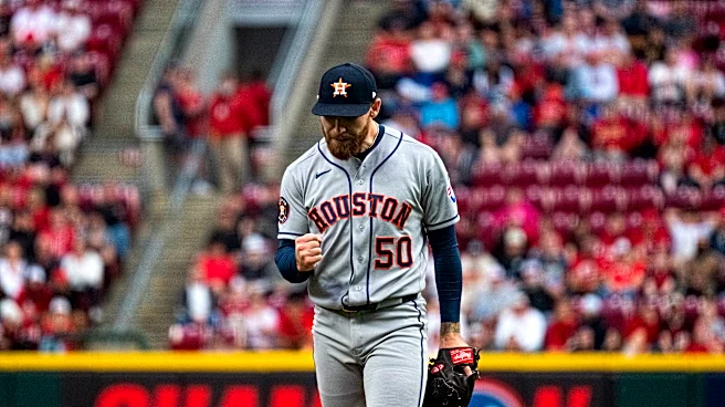 Astros beat the Reds 10-0, extending Cincinnati’s losing streak to 8