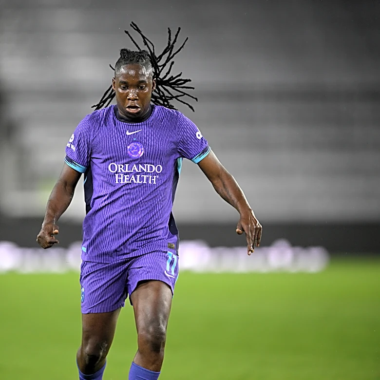 O'Kane scores 2 goals in Racing Louisville's 3-1 win over the Thorns