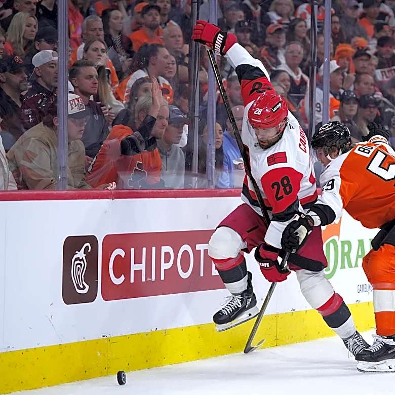 Hurricanes and Flyers head to overtime tied at 2