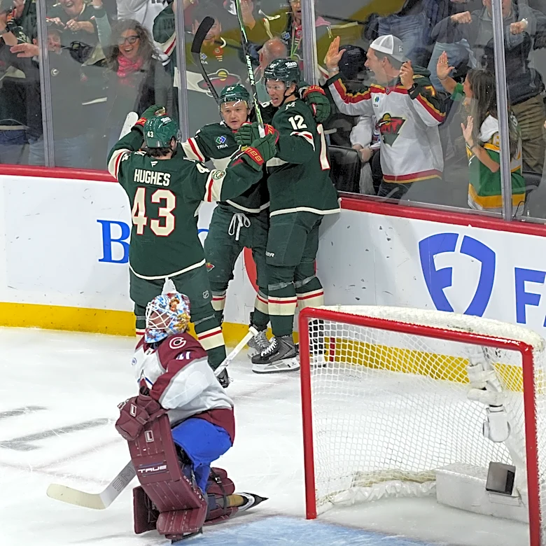 Avs make their first goalie change by pulling Wedgewood for Blackwood during Game 3 in loss to Wild