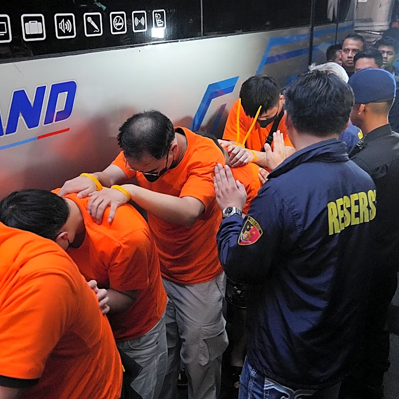 Indonesian police arrest 321 foreigners in an operation to crack down on banned online gambling
