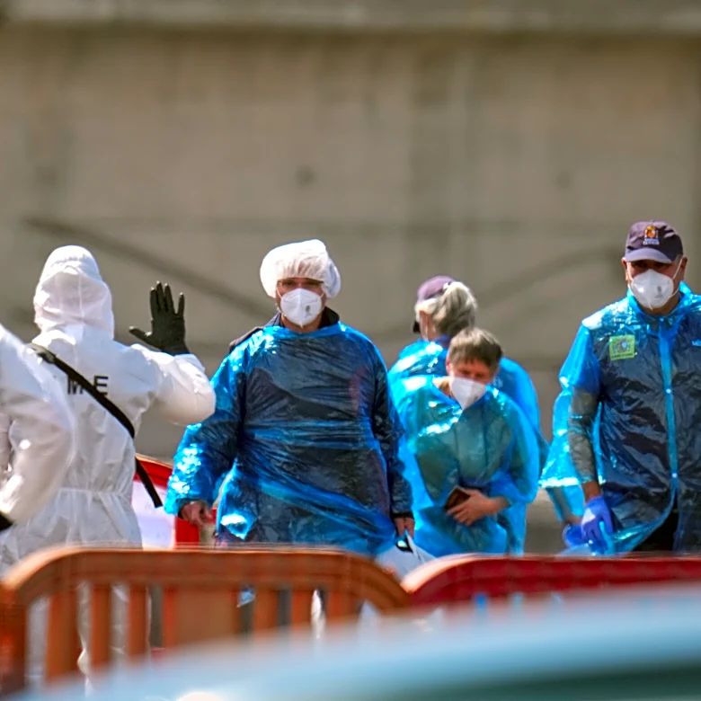 Evacuations begin for passengers on MV Hondius cruise ship off Tenerife hit by hantavirus