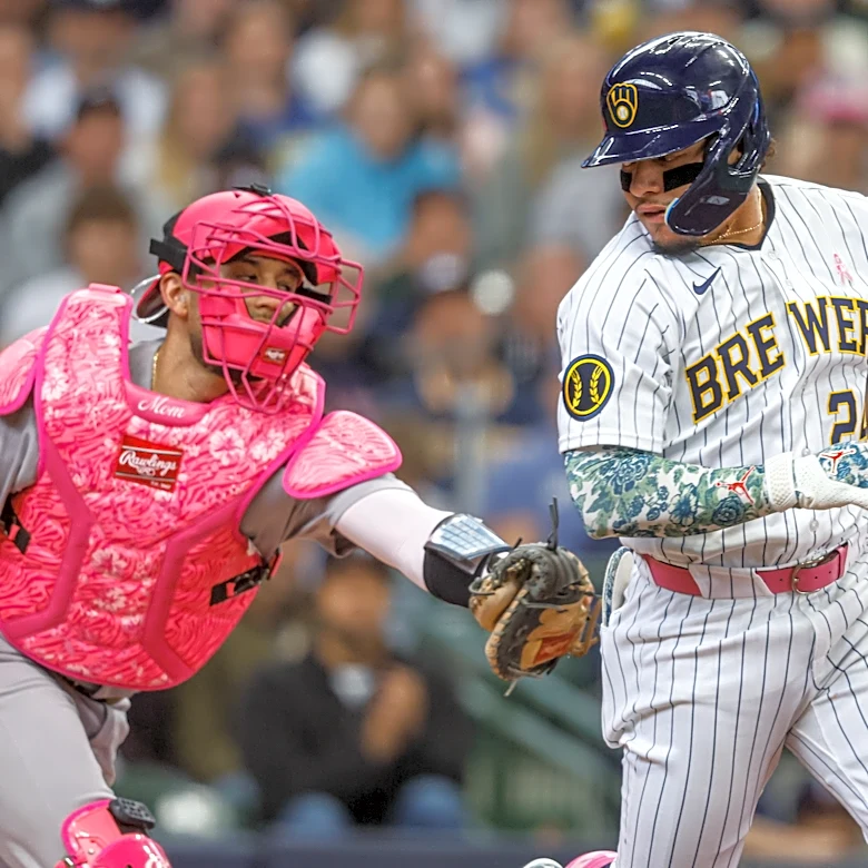 Turang's homer off Bednar in 9th helps Brewers complete sweep with 4-3 win over Yankees