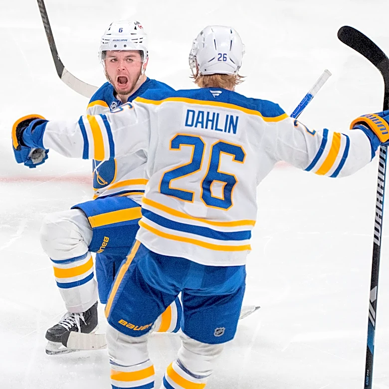 Benson breaks tie on birthday, Sabres beat Canadiens 3-2 in Game 4 to even series