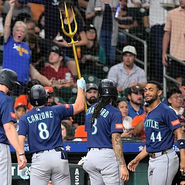 Canzone’s first career grand slam sparks Mariners’ 10-2 rout of the Astros