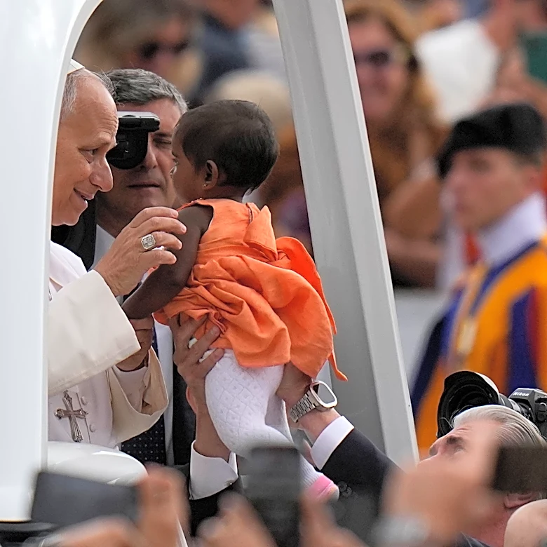Vatican issues final warning to breakaway traditionalist group attached to the old Latin Mass