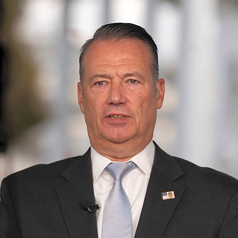 Former private prison executive David Venturella will become ICE's acting leader