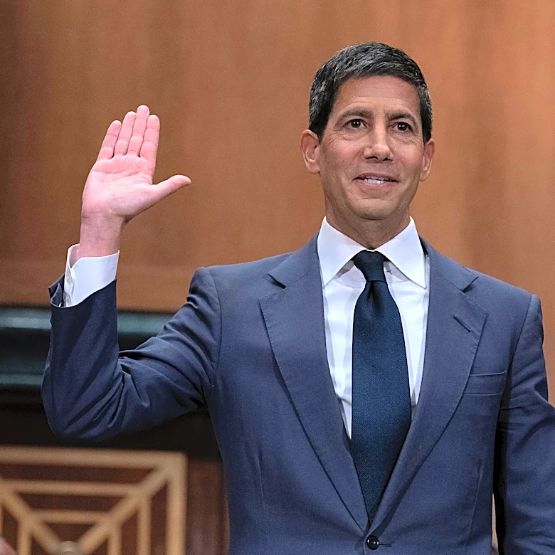 Who is Fed chair nominee Kevin Warsh?