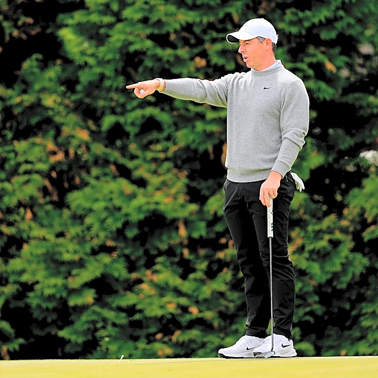 Rory McIlroy has big shoes to fill at the PGA: His own to help with a blister