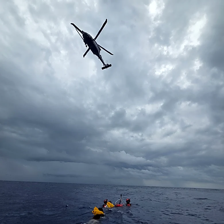 Survivors of plane crash off Florida were on a life raft for hours with no idea if help was coming