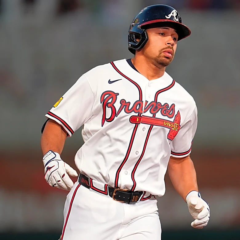Yastrzemski drives in tiebreaking run, Dubón and Baldwin homer as Braves beat Cubs 4-1