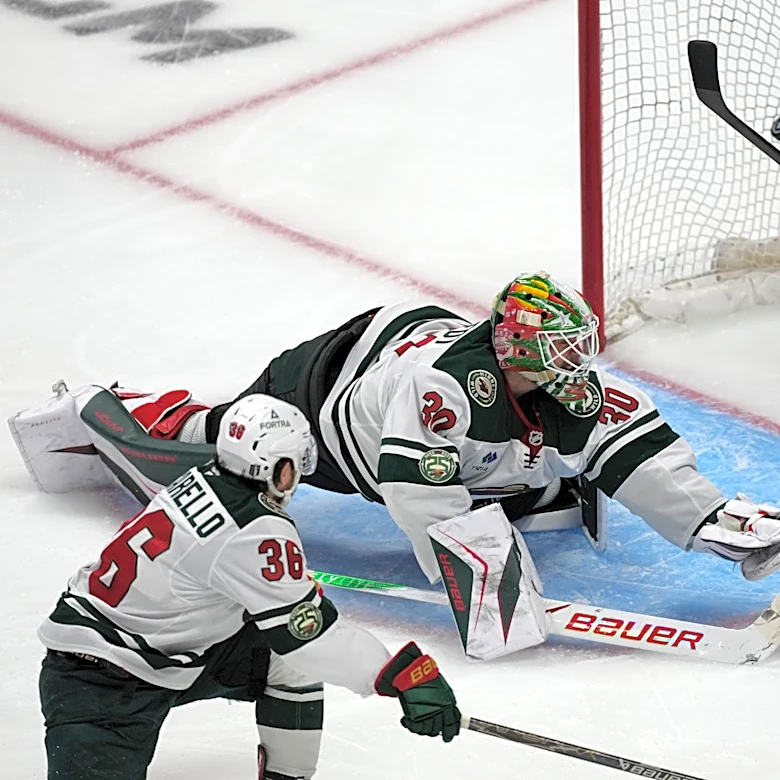 Kulak scores 3:52 into OT, Avs advance to West final with 4-3 win over Wild